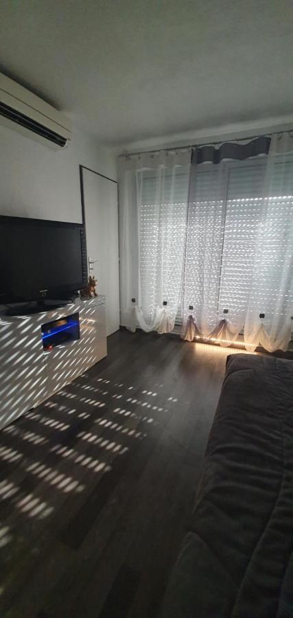 Nouveau Bien Lumineux Tout Confort En Centre Ville แซ็ต ภายนอก รูปภาพ